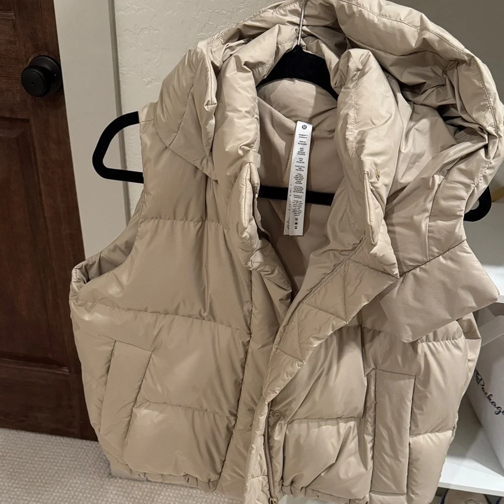 Lululemon wunderpuff Hooded Puffer Vest size 8 - Women Jackets & Coats - Picture 1 of 4